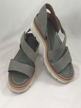 Sofft olive nubuck shoes